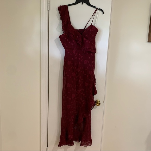 Lulus Forever Be Burgundy Floral Ruffle One-Shoulder Maxi Dress Size M Romantic - Picture 2 of 15
